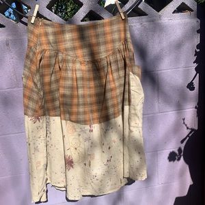 Size m, two pockets, custom made